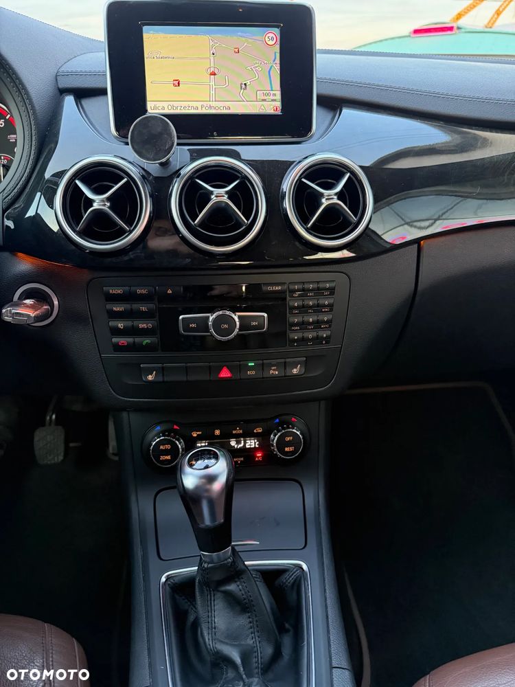 Mercedes-Benz Klasa B - 24