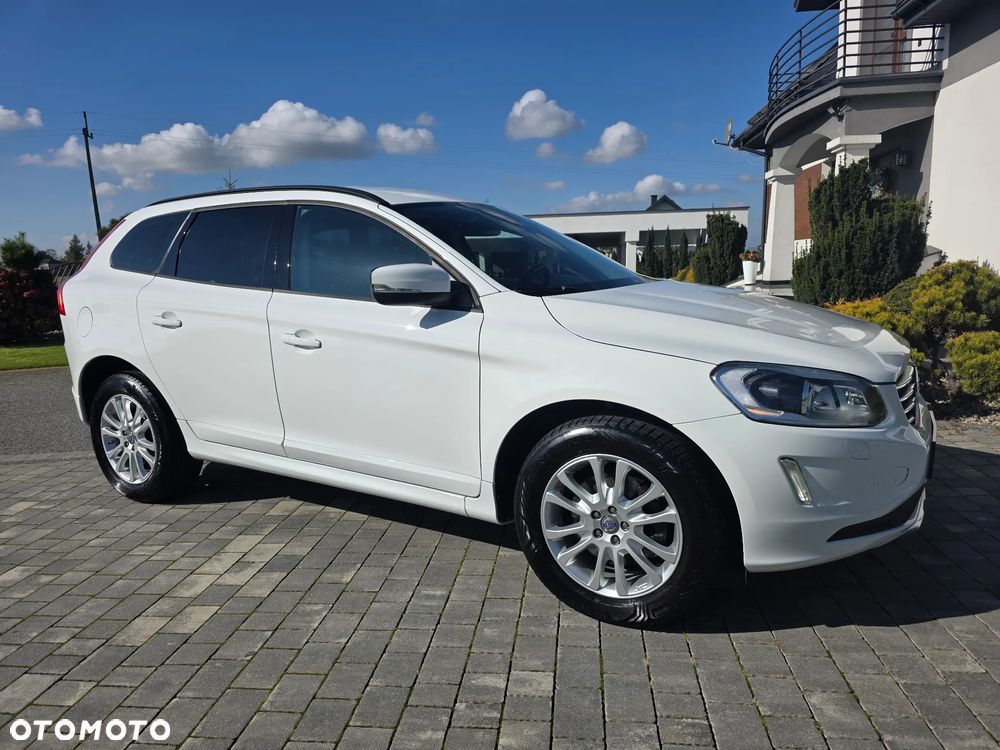 Volvo XC 60 D4 AWD Geartronic Momentum - 14