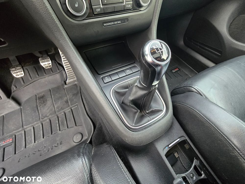 Volkswagen Golf 2.0 TDI GTD - 22