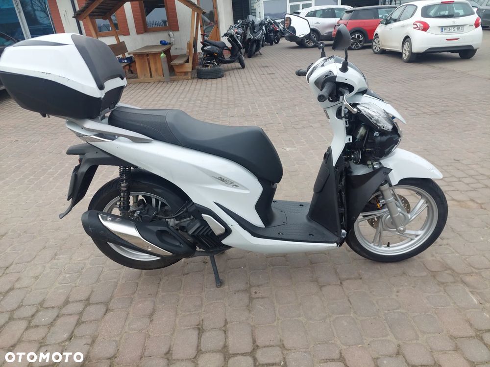 Honda SH - 5