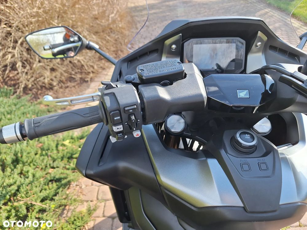 Honda NSS - 7