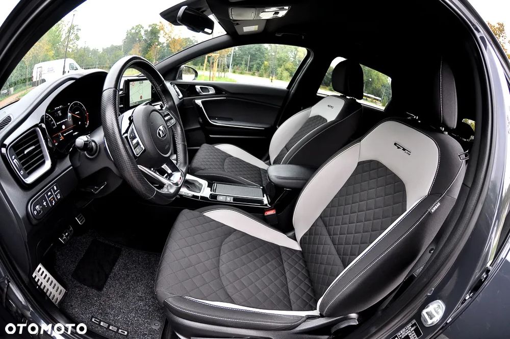 Kia Ceed 1.6 CRDi DCT GT Line - 4