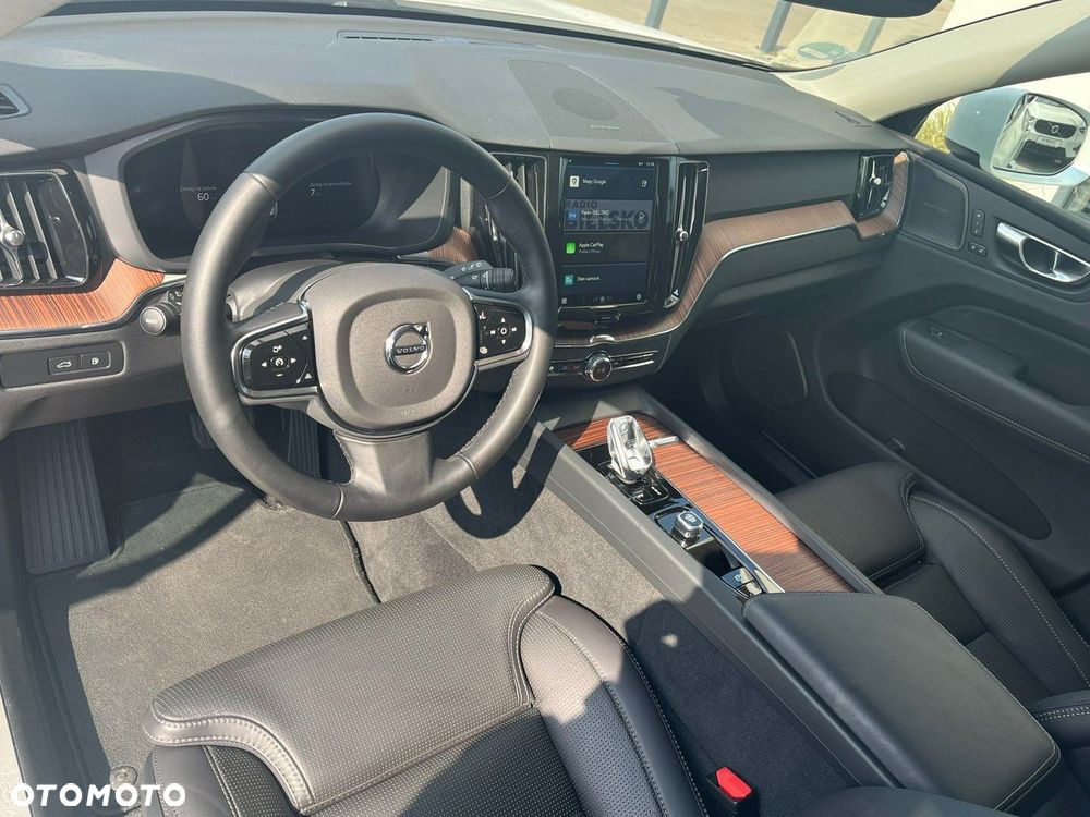 Volvo XC 60 - 8