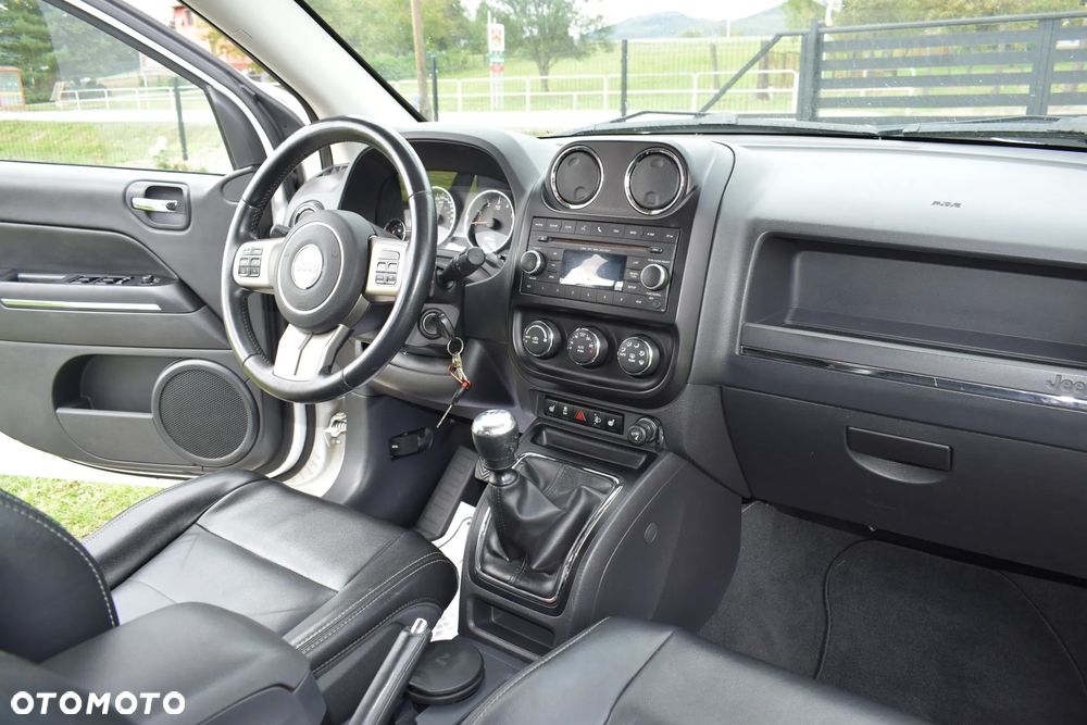Jeep Compass 2.2 CRD 4x4 Limited - 17