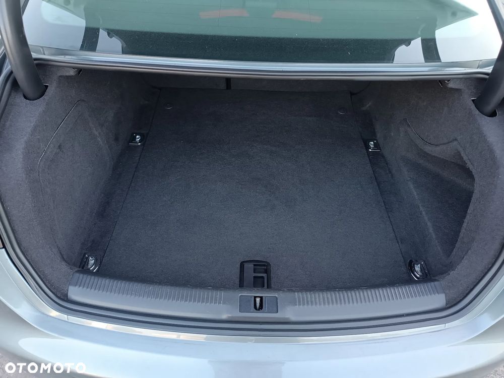 Audi A4 Limousine 1.8 TFSI Ambiente - 20