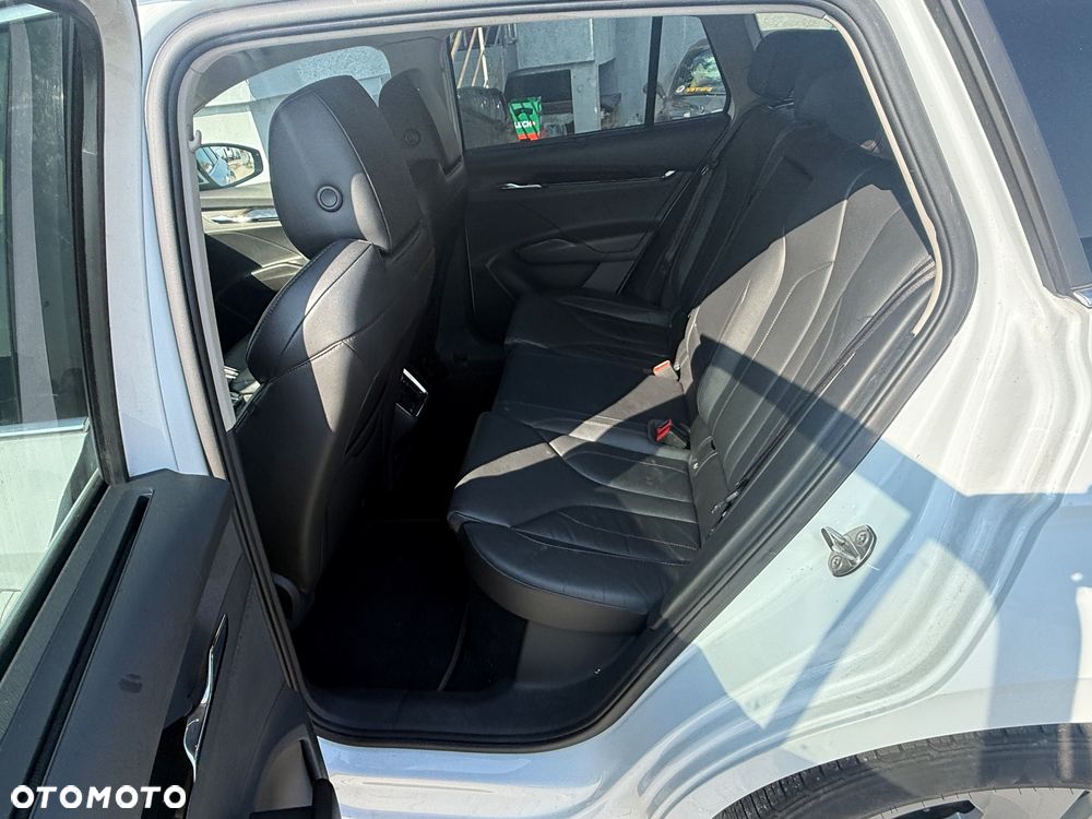 Skoda Enyaq 80 82kWh Sportline Advanced - 12