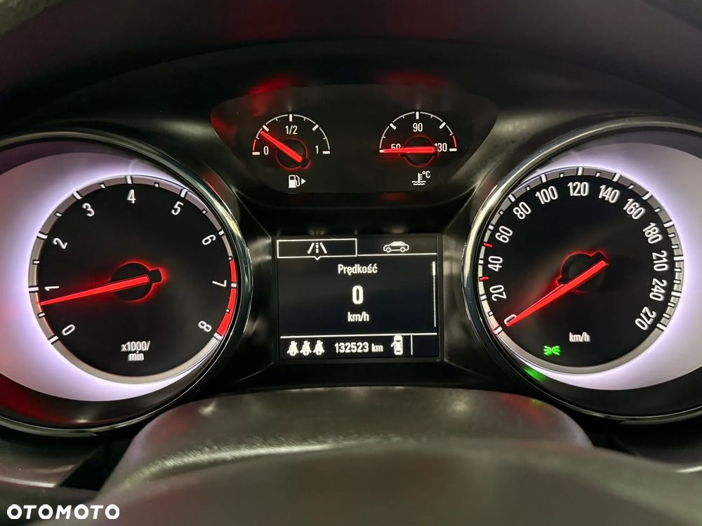 Opel Astra 1.4 T Enjoy - 18