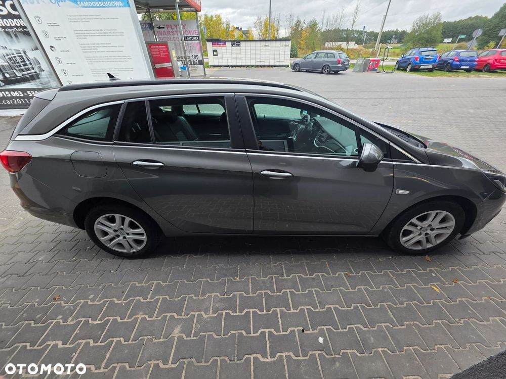 Opel Astra 1.4 T Dynamic S&S - 9