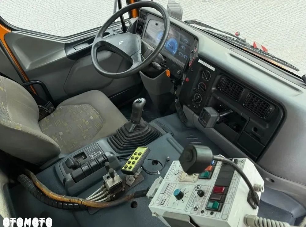 Renault Kerax 4x4 320DCi Wywrotka 3str 2004r. Klima SPECJALNY Solarka ACOMETIS Piaskarka Pług - 22