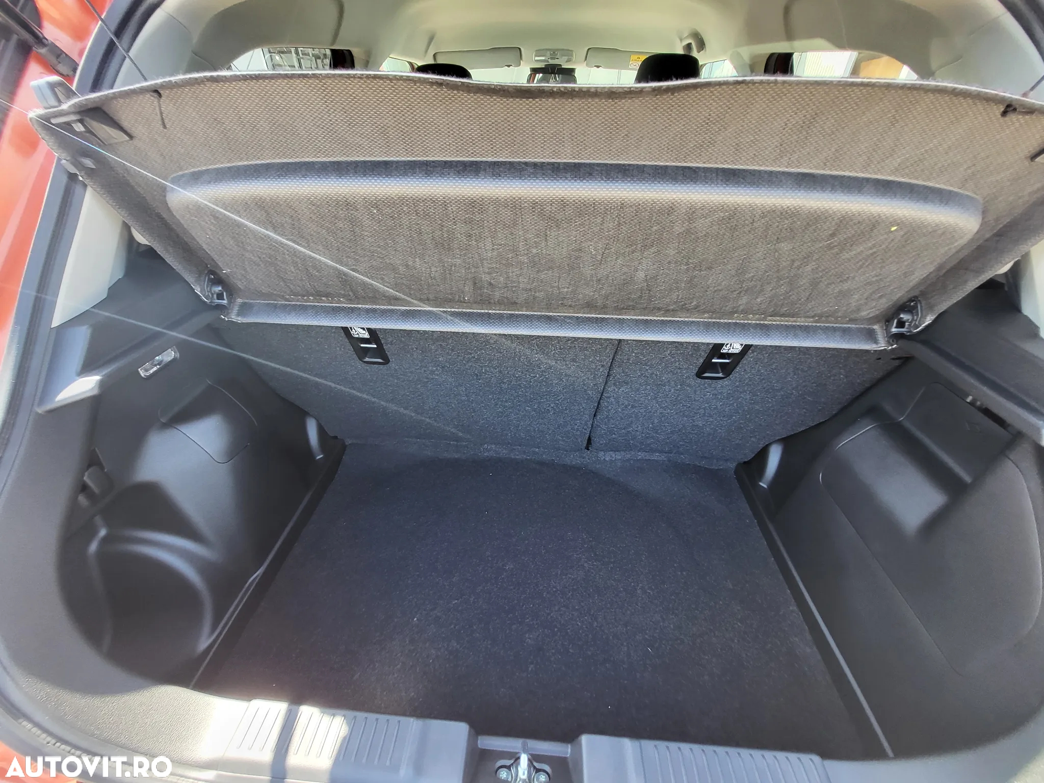 Suzuki Swift 1.2 Dualjet 12V AllGrip MHEV Passion - 11