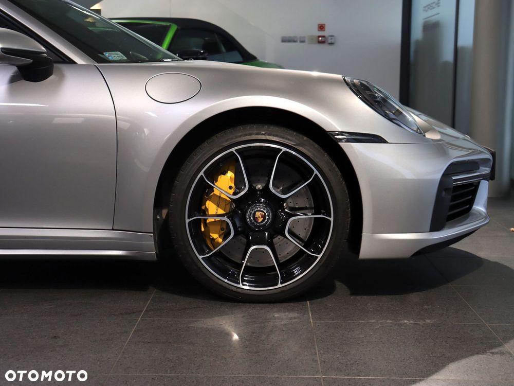 Porsche 911 Turbo S - 14