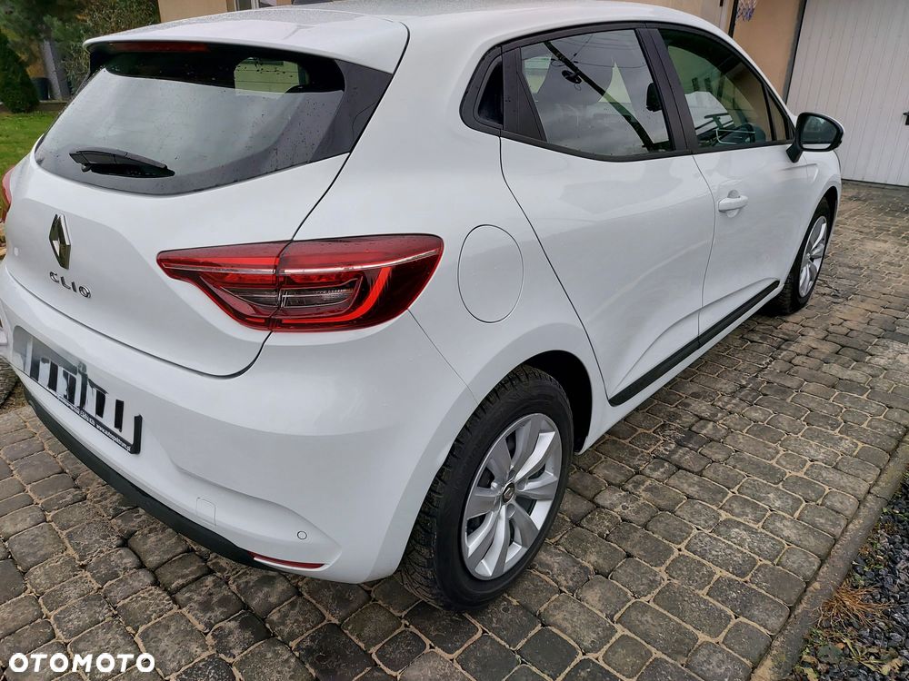 Renault Clio - 6