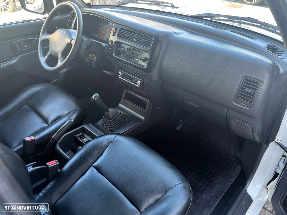 Mitsubishi L200 2.5 TD Cabine Dupla / Caixa Alumínio /  Com Iva - 15