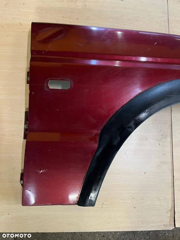 Błotnik przedni prawy Kod koloru 696 Land Rover Discovery 2 II - 2