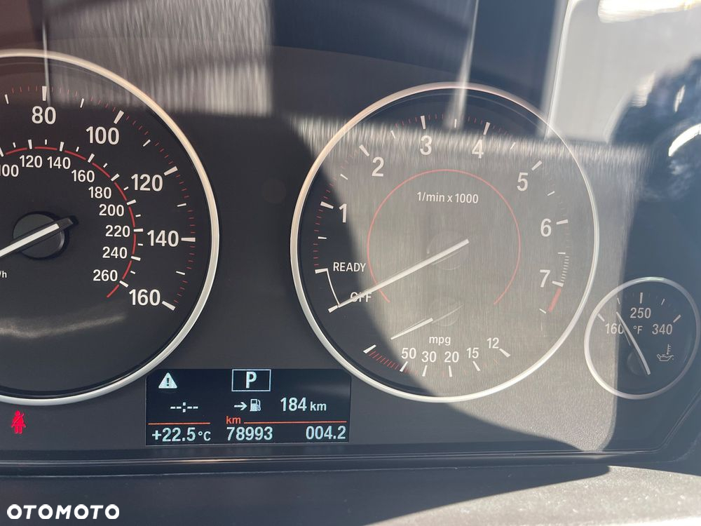 BMW Seria 3 328i xDrive - 30
