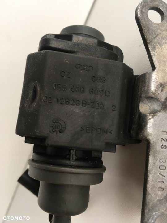 ZAWÓR PODCIŚNIENIA AUDI 059906609D - 3