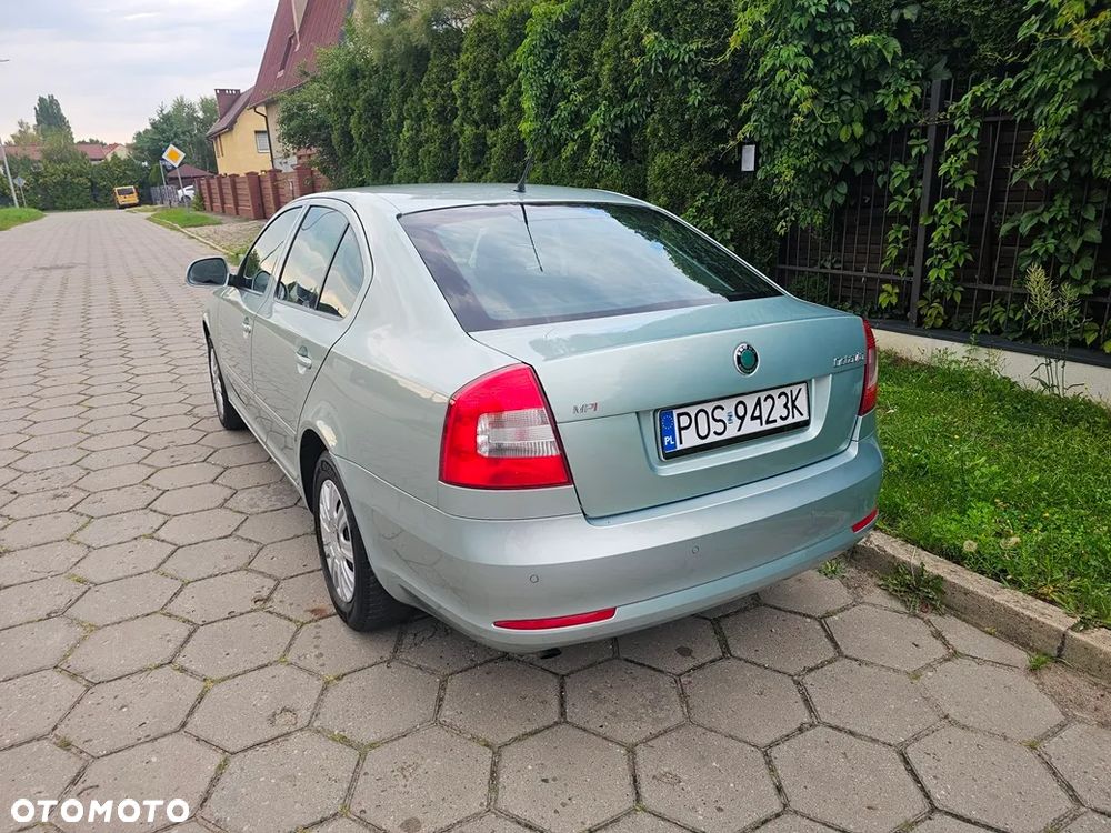 Skoda Octavia 1.6 Selection - 4