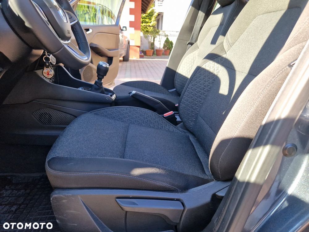 Renault Clio - 21