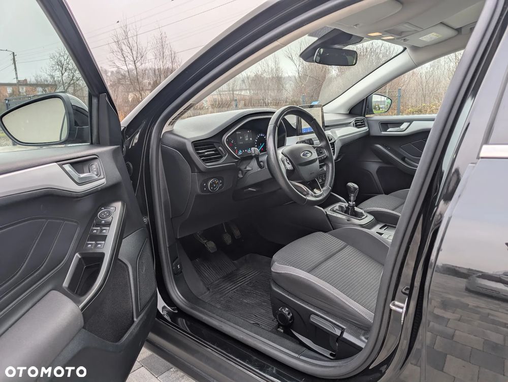 Ford Focus 1.5 EcoBlue Connected - 32