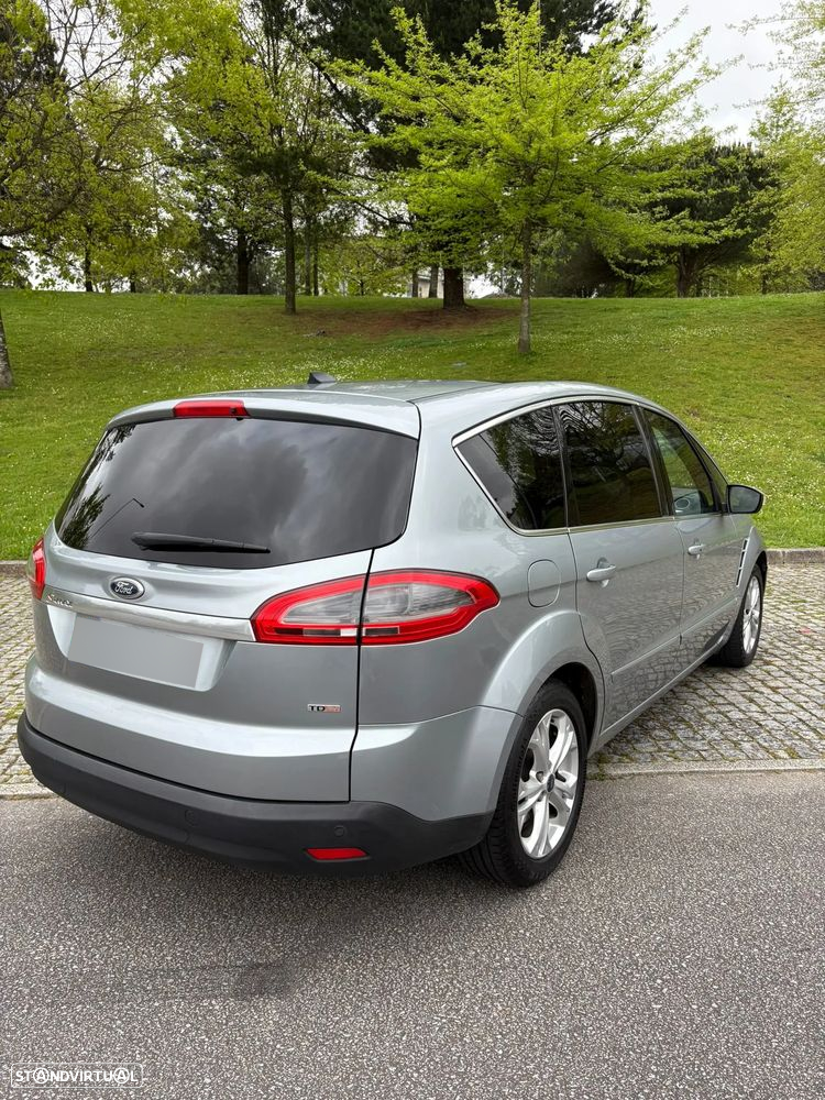 Ford S-Max 2.0 TDCi DPF Aut. Champions Edition - 4