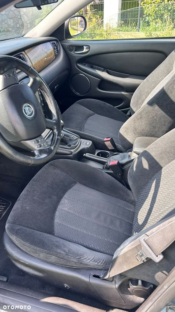 Jaguar X-Type 2.0 D Executive - 8