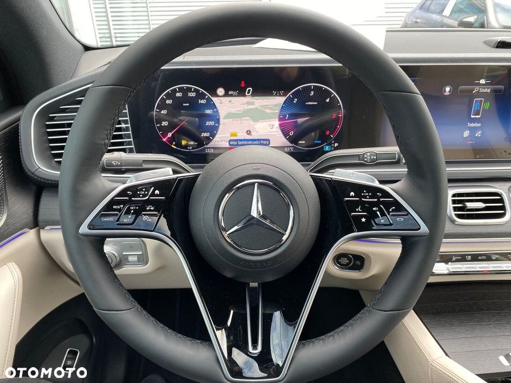 Mercedes-Benz GLE - 12