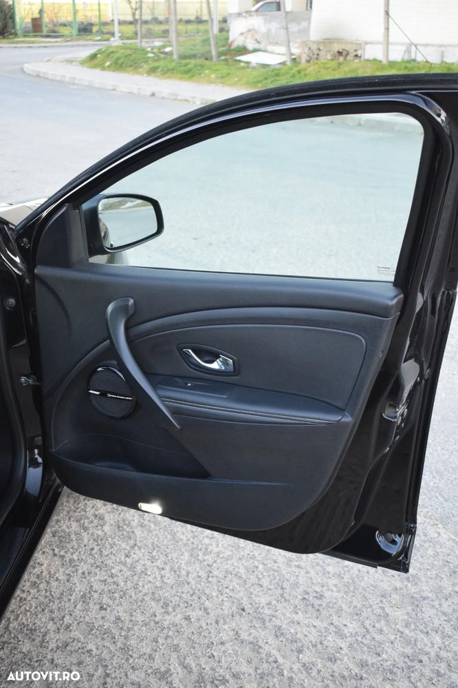 Renault Megane 1.5 dCi Dynamique Aut. - 21