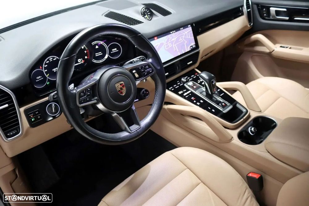 Porsche Cayenne E-Hybrid - 34