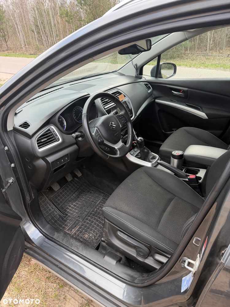 Suzuki SX4 - 8
