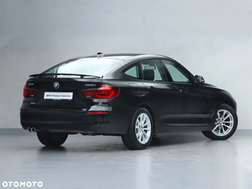 BMW 3GT 320i GPF xDrive Advantage - 2