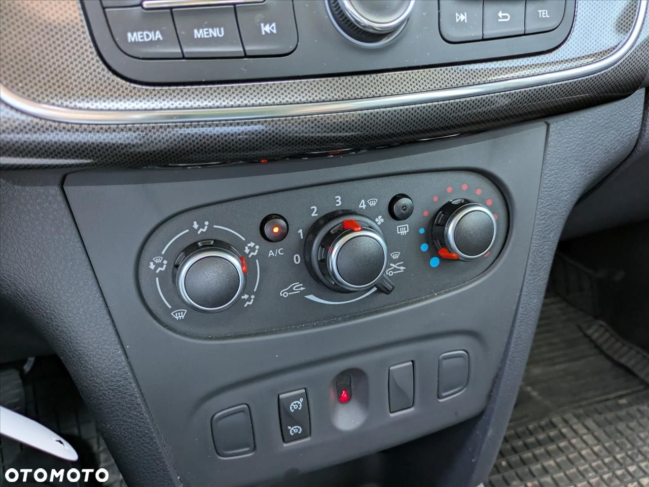 Dacia Sandero Stepway 0.9 TCe Laureate - 16