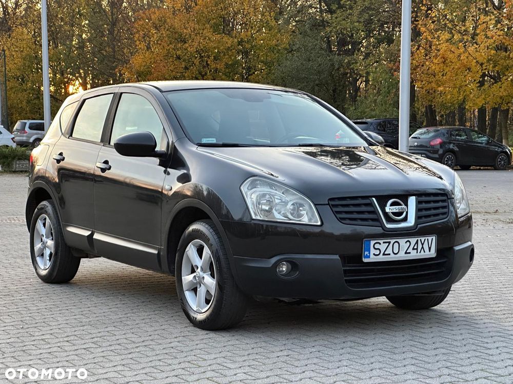 Nissan Qashqai - 1