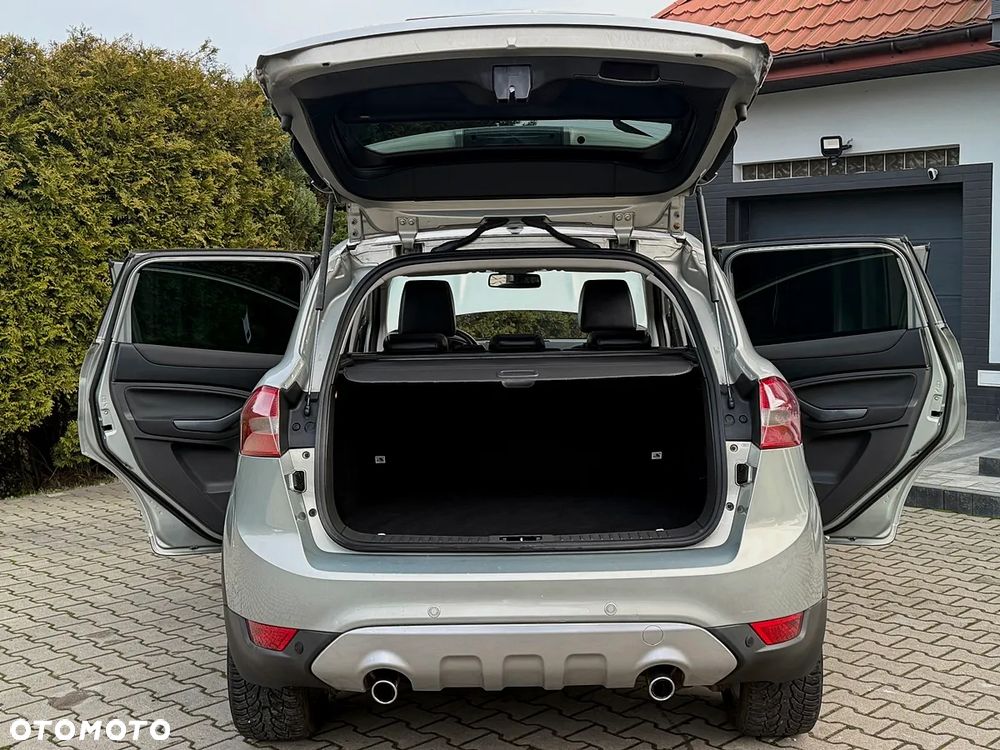 Ford Kuga 2.0 TDCi 2x4 Titanium - 25