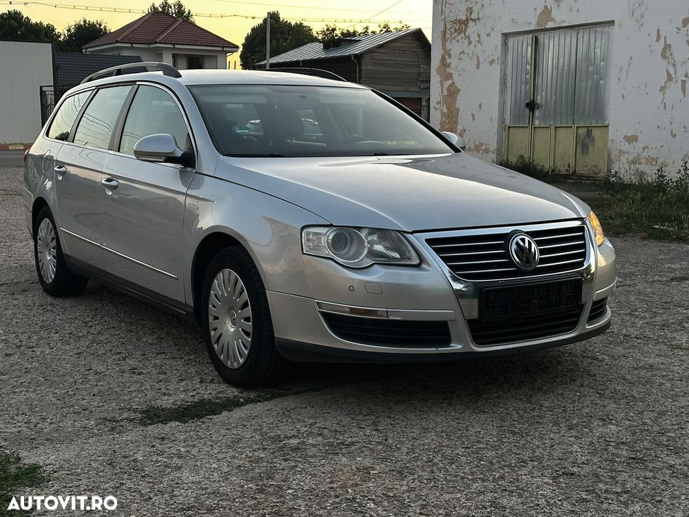Volkswagen Passat 1.9 TDI Sportline - 3