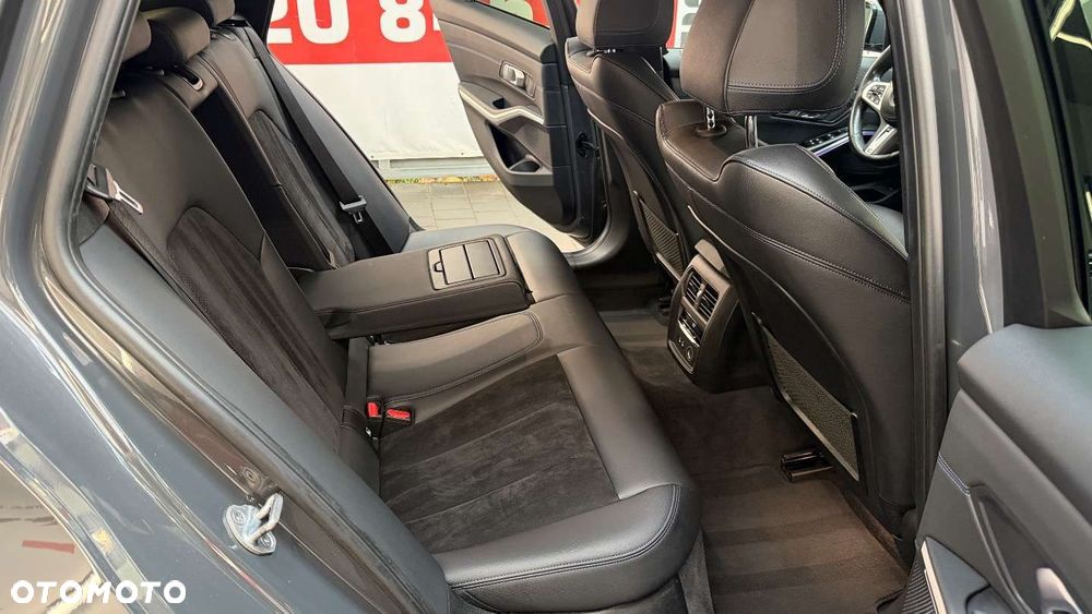 BMW Seria 3 - 41