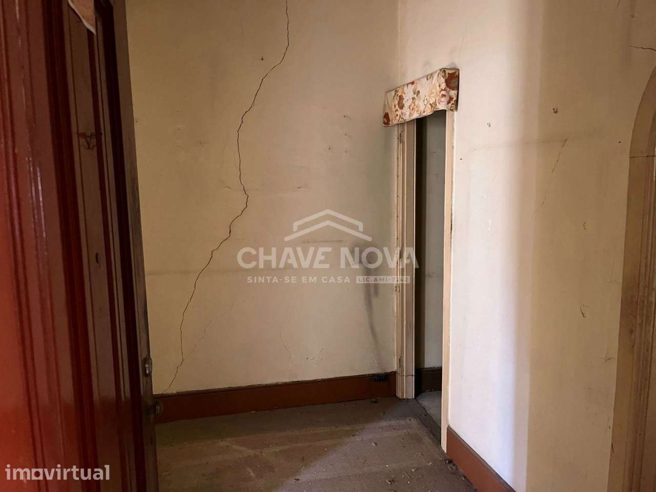 Prédio c/Projecto de Reabilitação no Porto - Grande imagem: 4/13