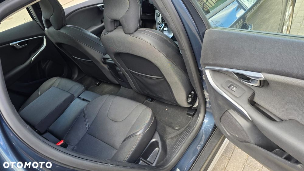 Volvo V40 Cross Country D2 Geartronic Ocean Race - 9