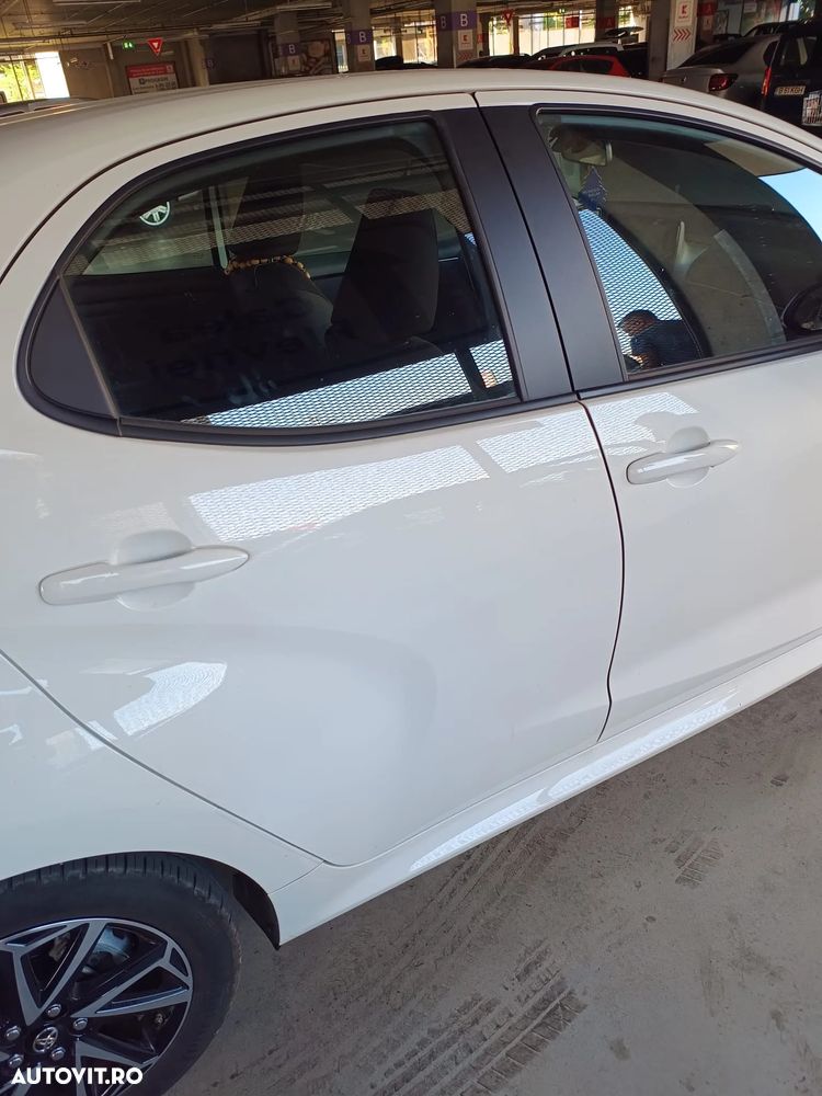 Toyota Yaris 1.5 VVT-i HSD Dynamic Plus - 15