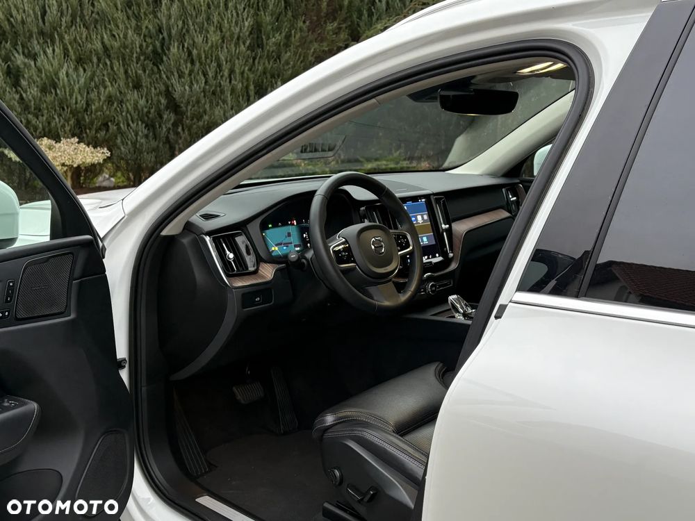 Volvo XC 60 B5 B Geartronic Inscription - 12