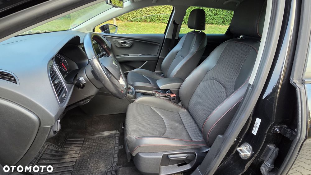 Seat Leon 2.0 TDI DPF Start&Stop DSG FR - 24