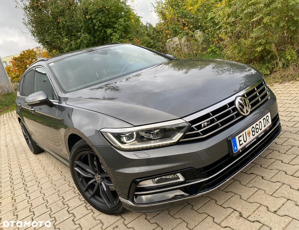 Volkswagen Passat Variant 2.0 TDI SCR DSG Highline - 12