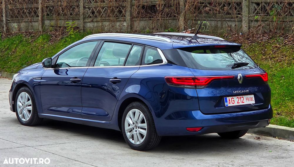 Renault Megane Grandtour BLUE dCi 115 BUSINESS EDITION - 12