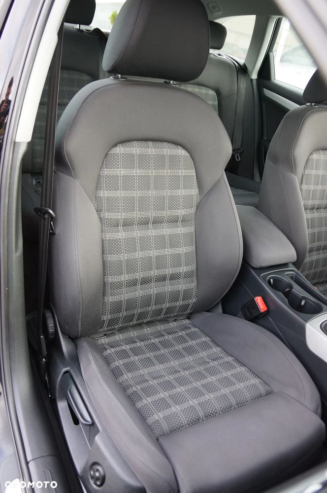 Audi A4 Avant 2.0 TDI clean diesel Quattro - 24