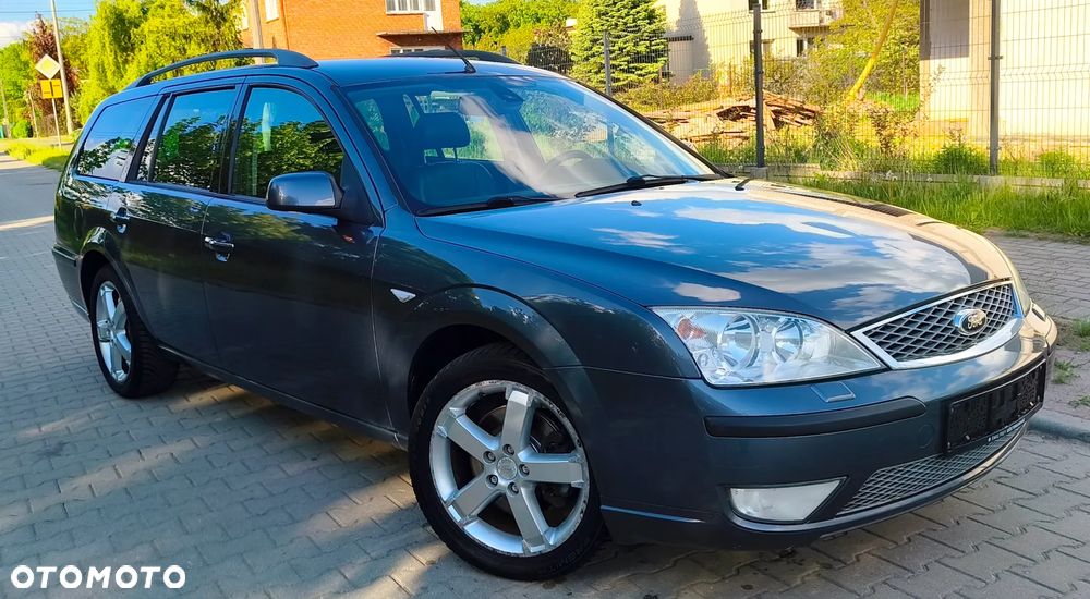 Ford Mondeo 1.8 Titanium X - 11