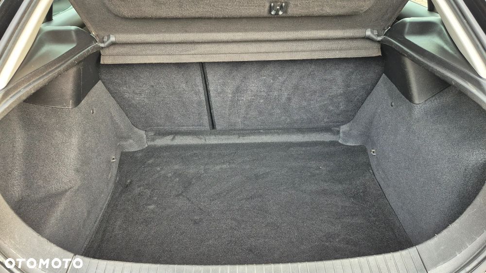 Seat Leon 1.6 16V Signo - 15