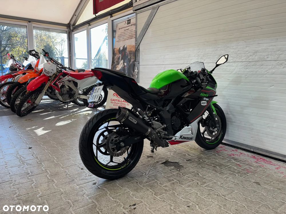 Kawasaki Ninja - 17