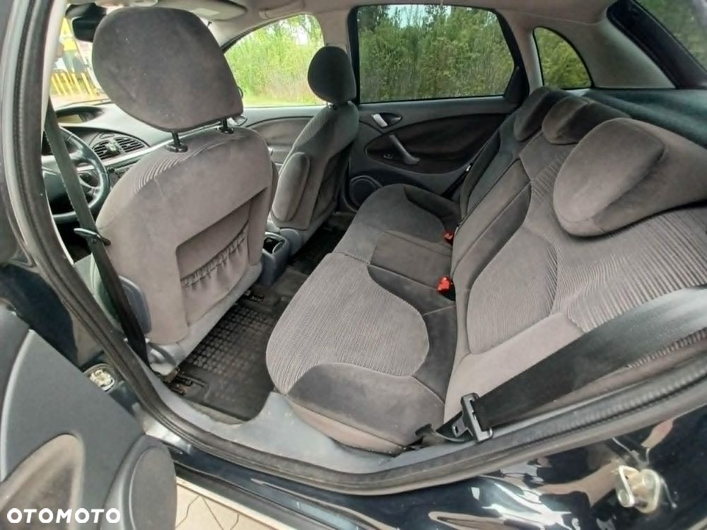 Citroën C5 2.0 16V Confort - 19