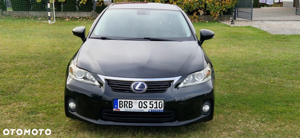 Lexus CT - 1