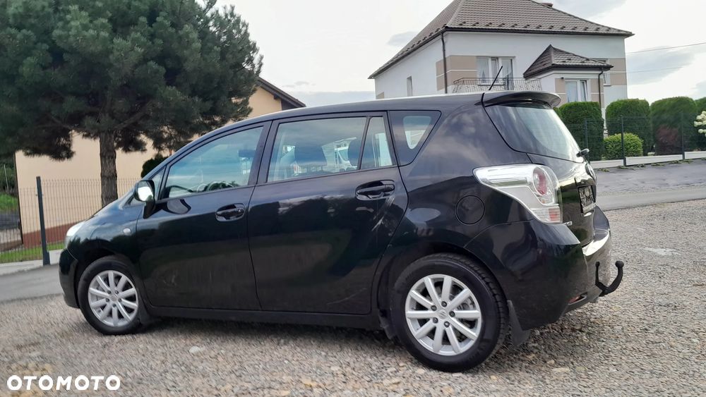 Toyota Corolla Verso 1.6 - 17