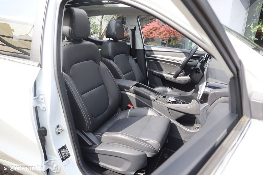 MG ZS EV Luxury - 28